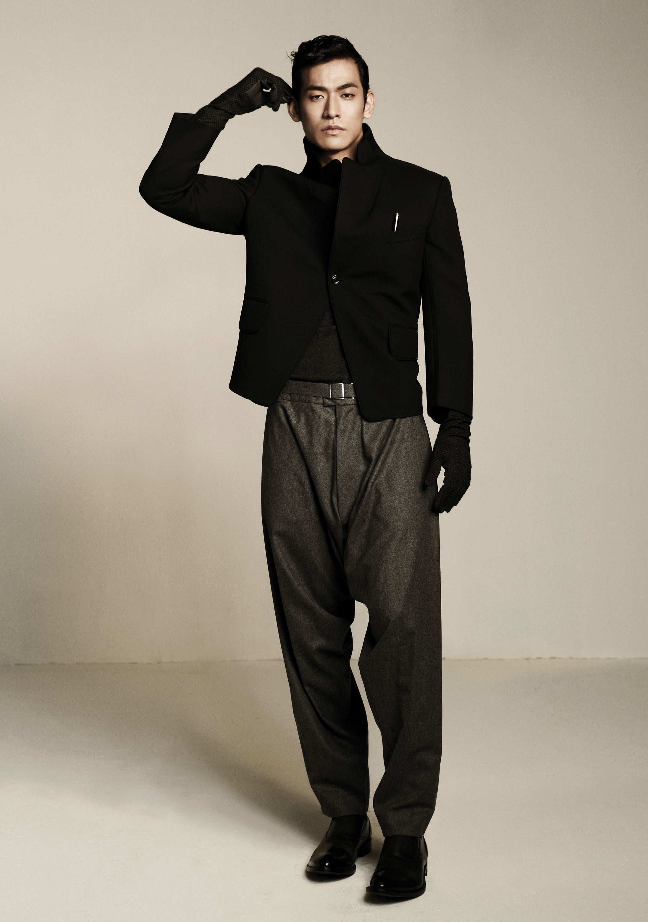 ì¤íì¼: "Portrait B&W - low key"